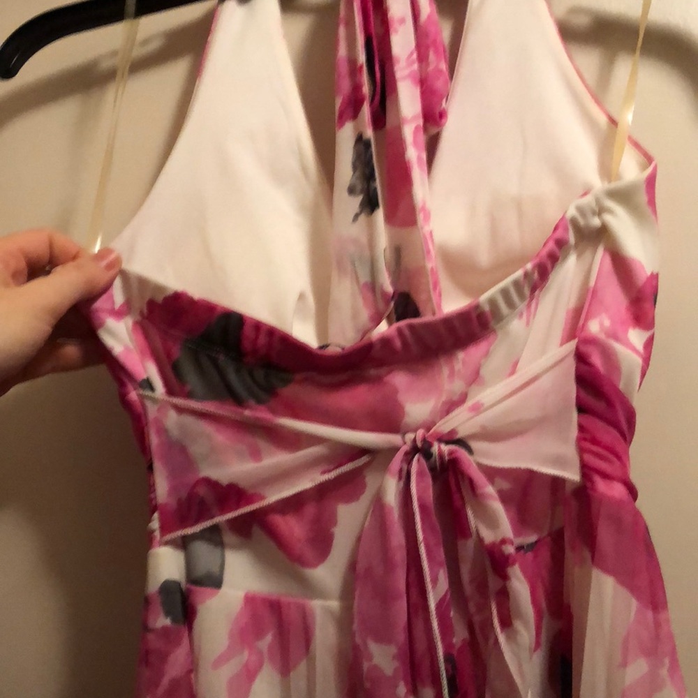 Halter dress - Picture 4 of 6